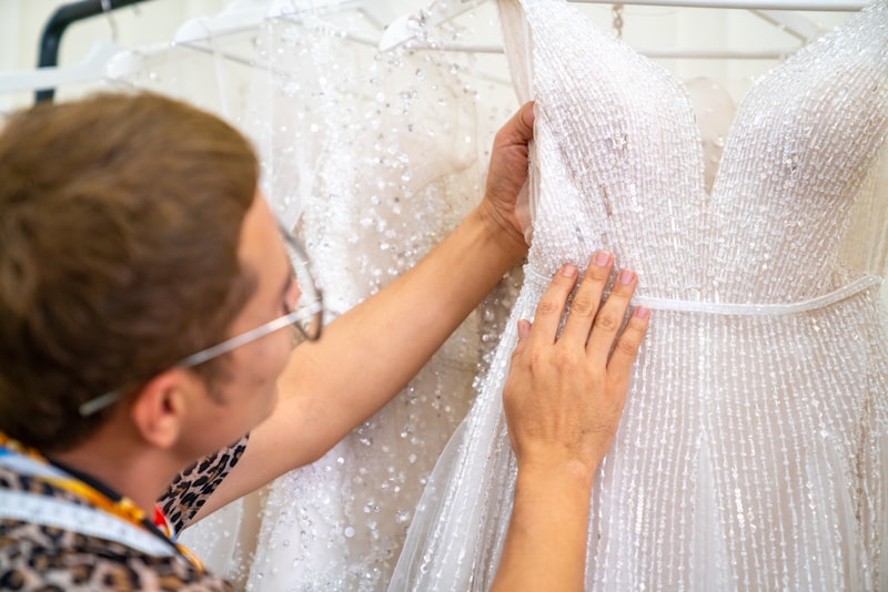 Guide Ultime pour Choisir la Parfaite Robe de Mariée en Dentelle pour Grande Taille